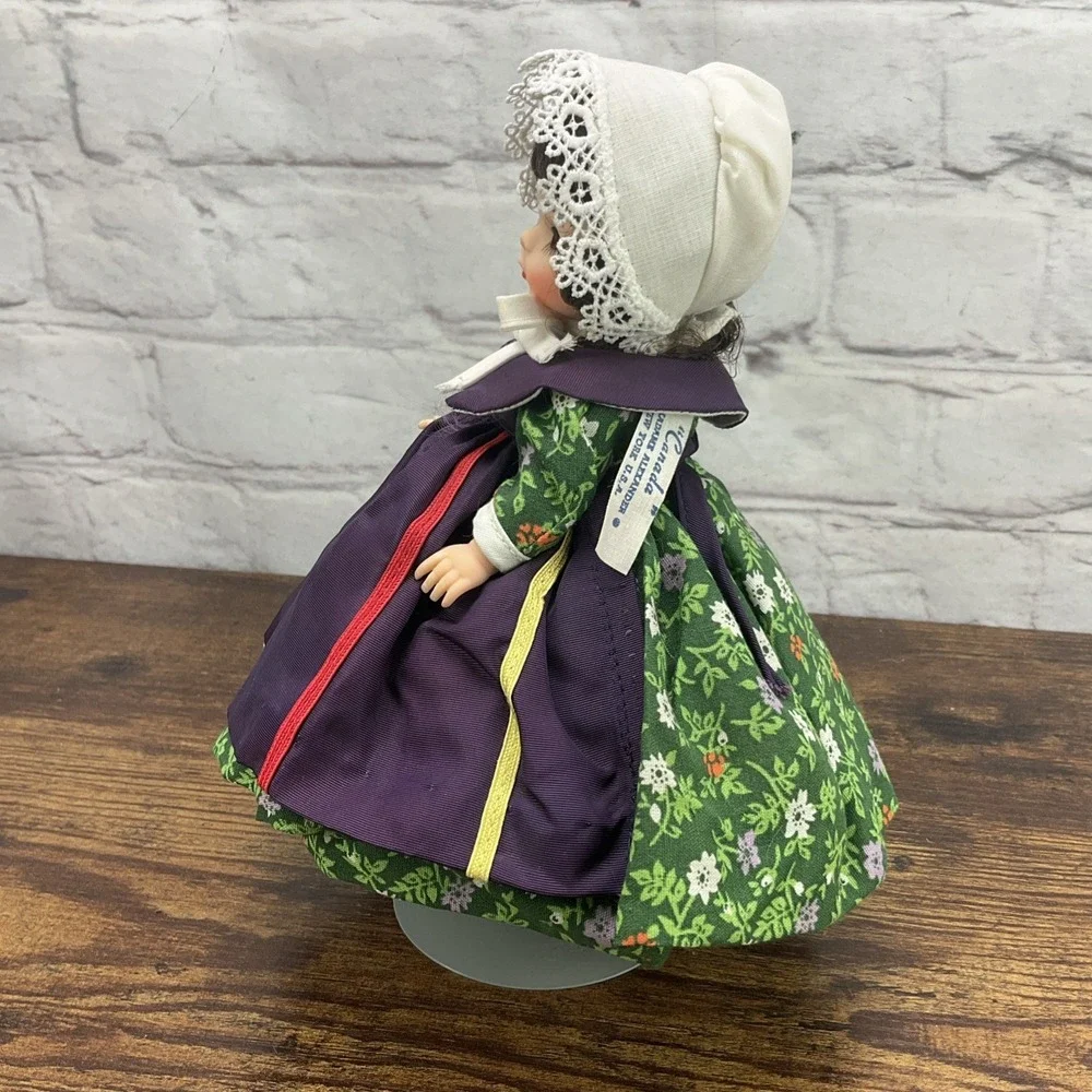 Madame Alexander product vintage